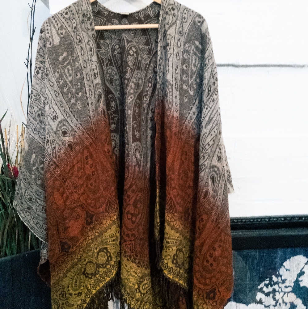 Cato OS Orange & Brown Women's Shawl